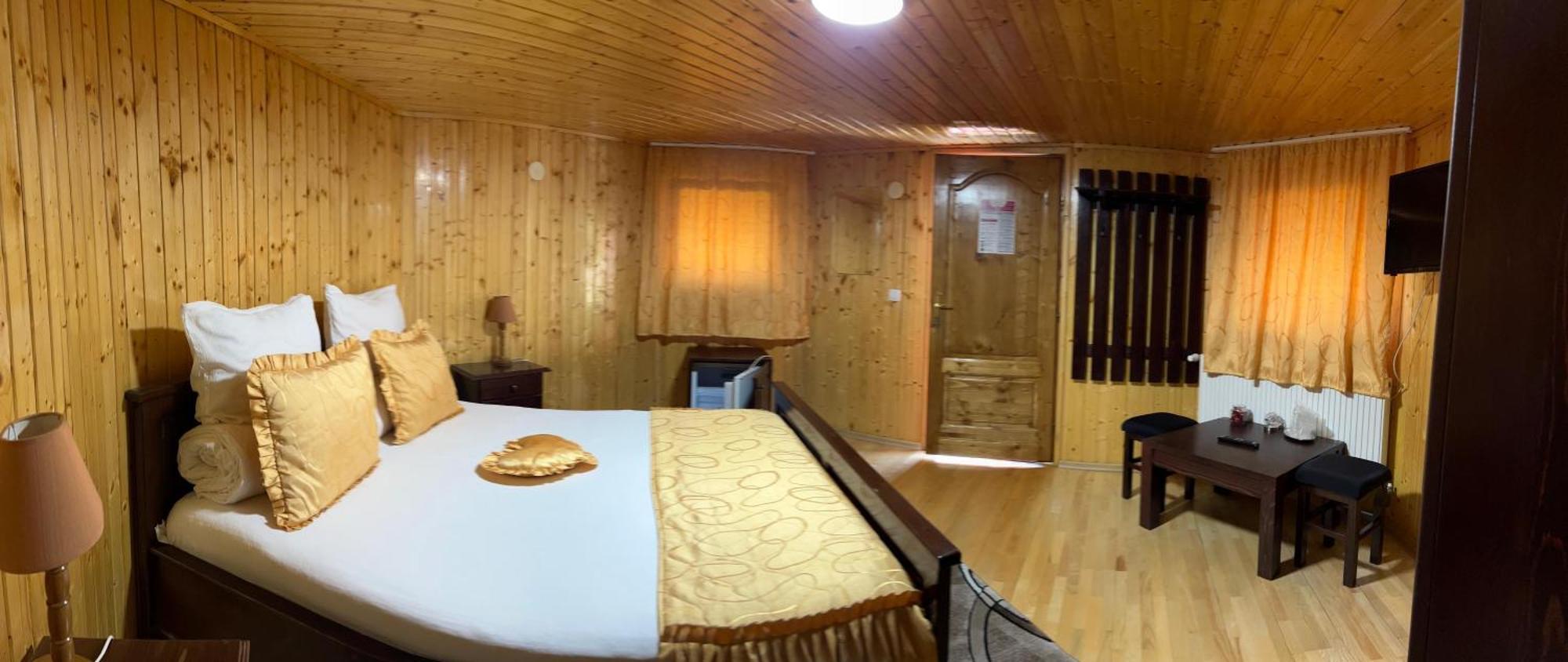 Podul Cetatii Hotel Sebesel Buitenkant foto