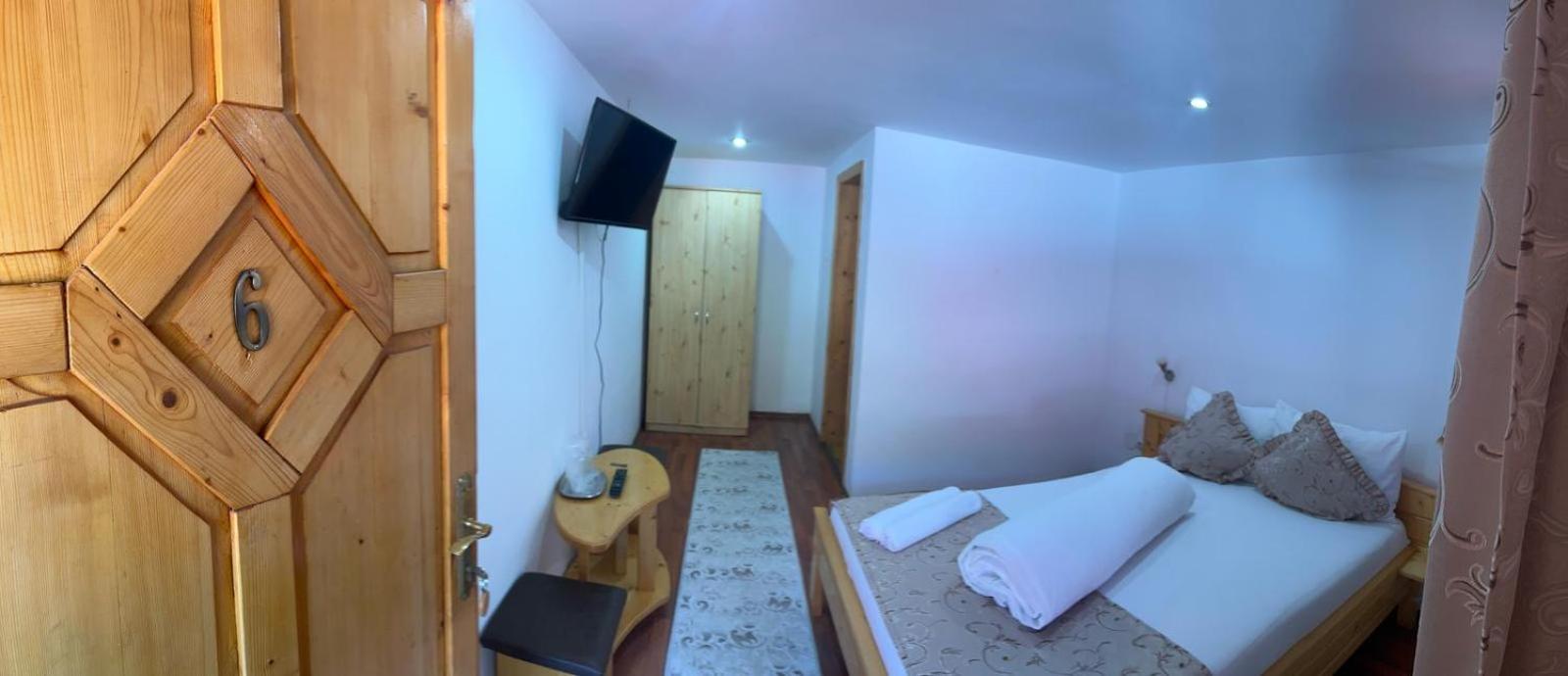 Podul Cetatii Hotel Sebesel Buitenkant foto