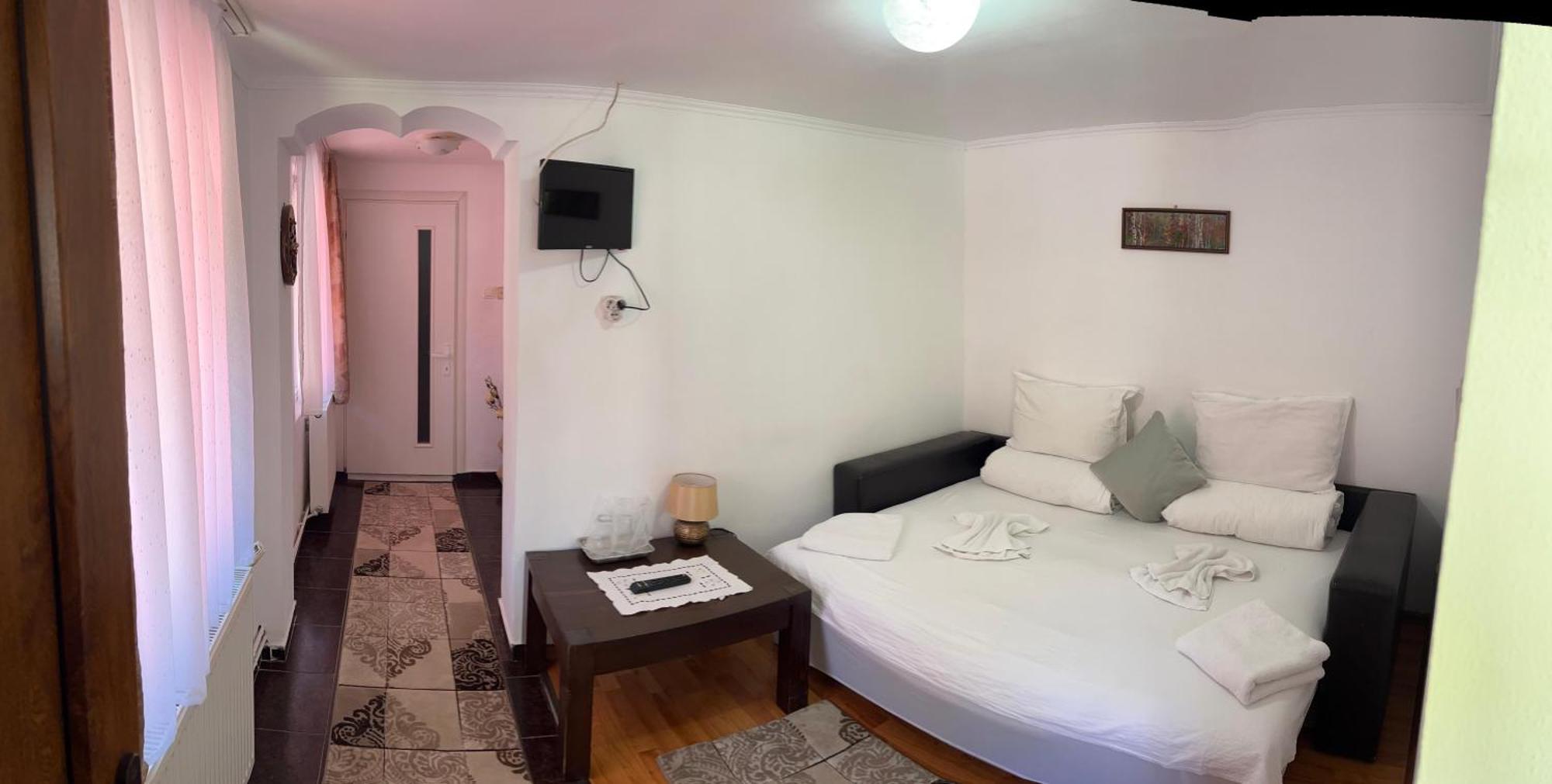 Podul Cetatii Hotel Sebesel Buitenkant foto